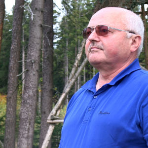 Günter Wetzel vid landningsplatsen i Naila.