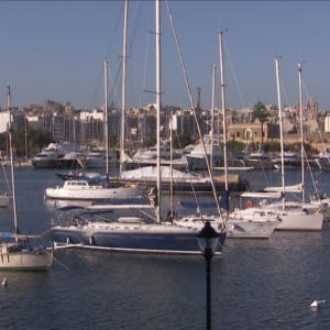 "Välimeren saarivaltio Malta vetää puoleensa rahapeliyrityksiä ja superjahteja."