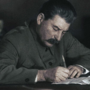 Josif Stalin työssään