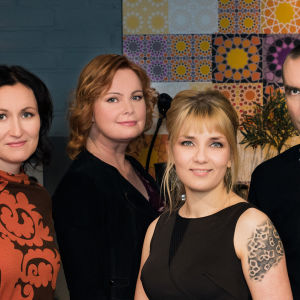 Kuvassa Tiina Raevaara, Niina Repo, Laura Gustafsson ja Antti Nylén.