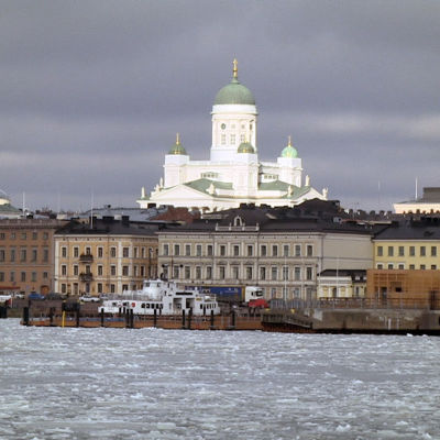 Talvinen näkymä Helsingin Eteläsatamasta