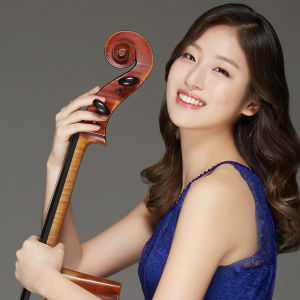 Sellisti Minji Kim.