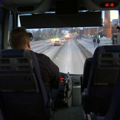 Aamullinen bussivuoro Seinäjoen ja Vaasan välillä korvaa aamuliikenteestä lakkautetun junavuoron.