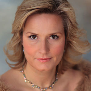 Oopperalaulaja Camilla Nylund.