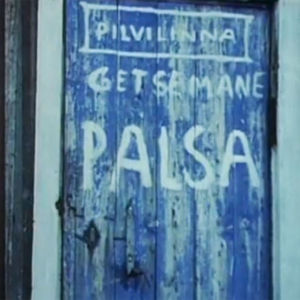 Kalervo Palsan Getsemane-ateljeen ovi Kittilässä.