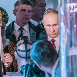 Venäjän ortodoksisen kirkon patriarkka Kirillin ja Vladimir Putin johtavat maata kohti konservatiivista imperiumia. 