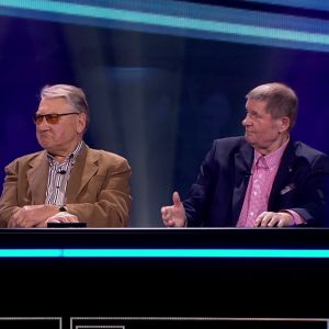 Kivikasvojen Ismo Sajakorpi, Ilkka Hemming ja Fredi Hyvät katsojat -ohjelman studiossa.