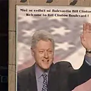 Bill Clinton julisteessa.