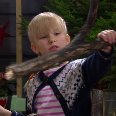 Kvistarna sorteras efter längd och storlek.