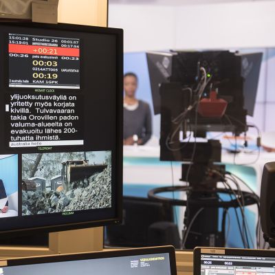 Ylen uutisstudio.