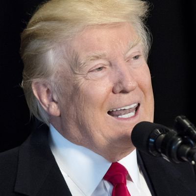 Presidentti Trump puhuu konservatiivikokouksessa