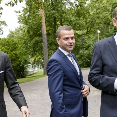 Yle Uutiset suora: Hallitus neuvottelee talouslinjauksista - millaiset verkkokurssit kelpaavat aktiivimalliin?