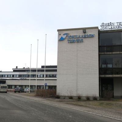 Jokilaakson sairaala ulkoa.