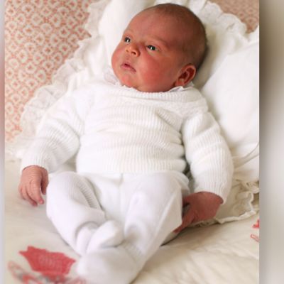 Kensingtonin palatsin 5. toukokuuta 2018 julkaiseman kuva, jonka Catherine, Cambridgen herttuatar otti hänen pojastaan Prince Louis Lontoossa, Iso-Britanniassa 26. huhtikuuta 2018.