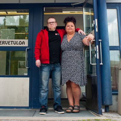 Mirva Venäläinen ja Kare Palmu.