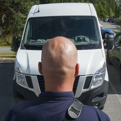 Pysäköinnintarkastaja.