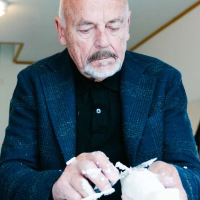 Korun latauksen luo sen tausta - ihminen, sanoo Star Wars -korun luoja