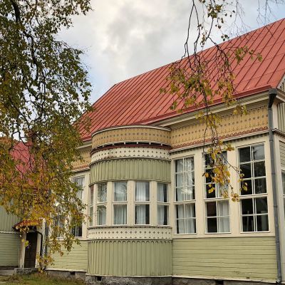 Kuvassa Pohjoismaisen taidekoulun toimitilat Kokkolassa