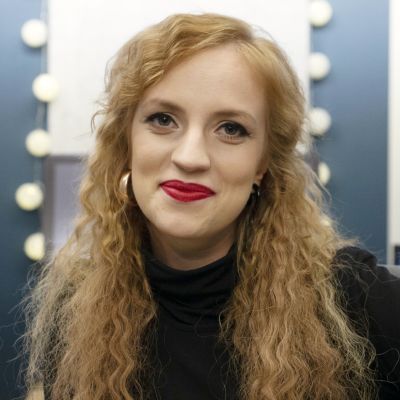 Elli Haloon ensihaastattelu soolomuusikkona: "Tämä on musiikkia niille, joilla ei aina mene niin hyvin"