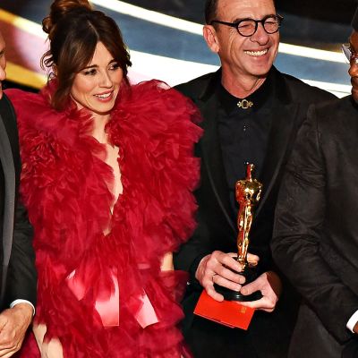  Viggo Mortensen (vas.), Linda Cardellini (toinen vas.) ja Mahershala Ali (oik.) Oscar-gaalassa 24. helmikuuta 2019.