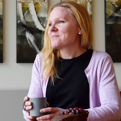 Sosiaalityön professori Elina Pekkarinen, lapsiasiavaltuutettu 1. toukokuuta 2019 alkaen.
