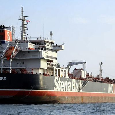 Kuvakaappaus Islamic Republic of Iran Broadcasting -yhtiön (IRIB) tv-lähetyksestä Stena Impero tankkerista 23. heinäkuuta.