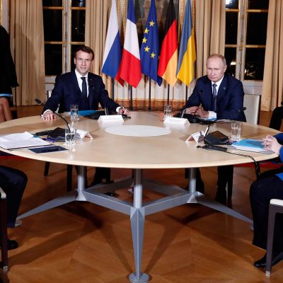 Itä-Ukrainan tilanteesta on neuvoteltu tänään Pariisissa