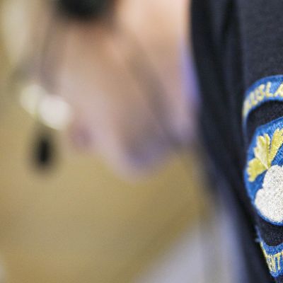 Hätäkeskuksen työntekijän hiha