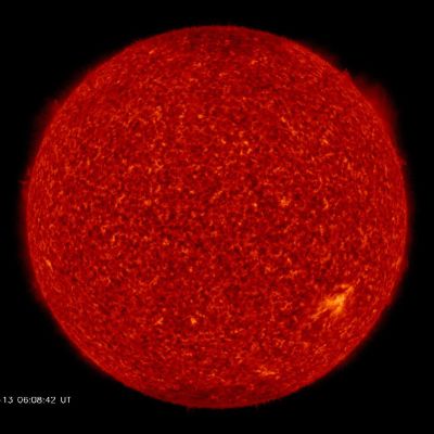 Aurinko kuvattuna 13.6.2020 äärimmäisen ultraviolettivalon aallonpituudella.