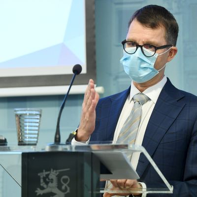 Fingridin toimitusjohtaja Jukka Ruusunen koronakriisin huoltovarmuusvaikutuksia koskevan analyysin julkistustilaisuudessa Helsingissä 19. marraskuuta.
