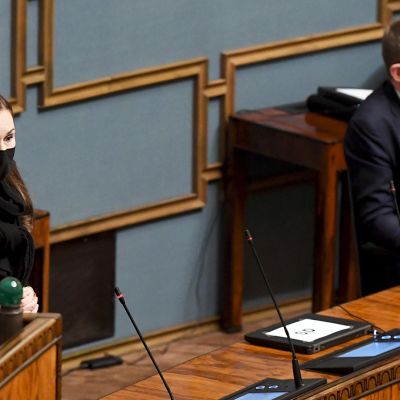 Eduskunnan täysistunto 10.2.2021