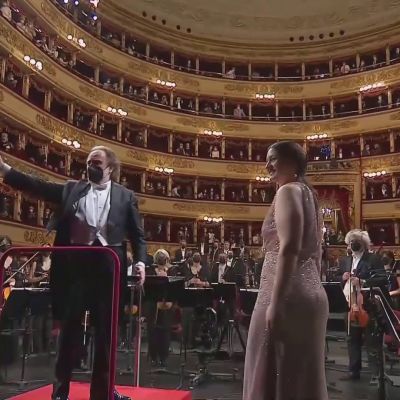 La Scala avattiin
