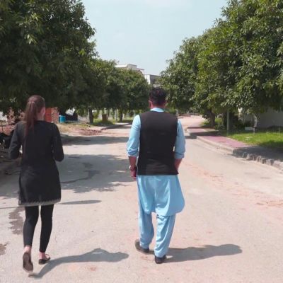 Yle tapasi Suomen Kabulin suurlähetystöä suojanneen vartijan, jonka onnistui paeta Pakistaniin