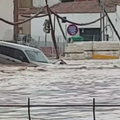 Tiet tulvivat läntisessä Espanjassa
