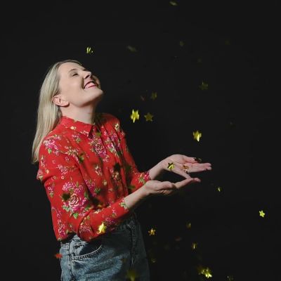 Alli Haapasalo tähtisateessa