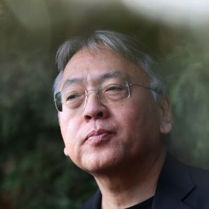 Kirjailija Kazuo Ishiguro.