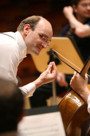 Andrew Manze