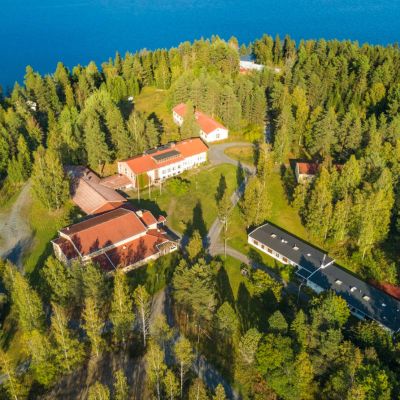 Ilmakuva opiston alueesta