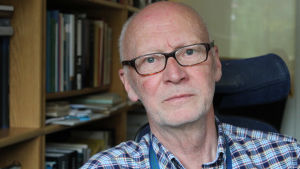 Olle Matsson är professor i kemi och har skrivit populärvetenskapliga böcker om gifter. Hans senaste bok utkom förra året och bjuder på en genomgång av giftets historia. Olle Matsson