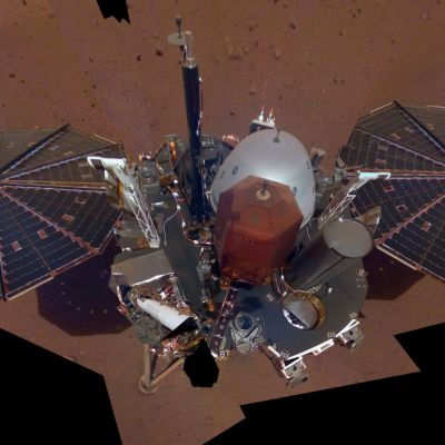 Laskeutuja Marsin pinnalla