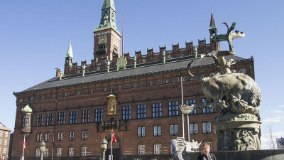 rådhuset utsattes för bombhot