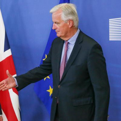 David Davis ja Michel Barnier.
