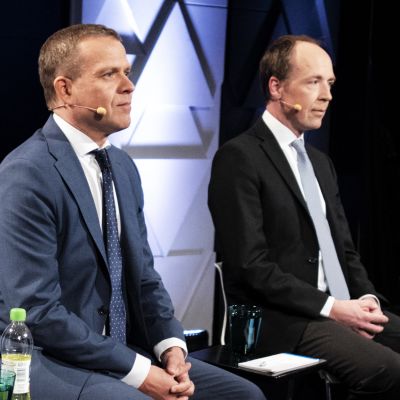 Petteri Orpo ja Jussi Halla-aho Ylen eurovaalitentissä.