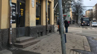 Bar 21 på Helsingegatan i Helsingfors, exteriör från gatan.