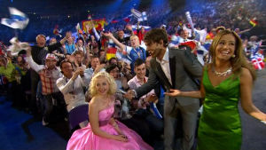 Mikko Leppilampi och Jaana Pelkonen var programledare för Eurovisionen år 2007. Krisse Salminen, Mikko Leppilampi ja Jaana Pelkonen Helsingissä pidetyissä Euroviisujen finaalissa 2007.