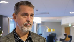 Överläkare Matti Mäkelä vid THL. Matti Mäkelä, överläkare vid Institutet för hälsa och välfärd, THL.