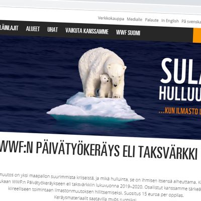 Kuvakaappaus WWF:n nettisivuilta, valokuvassa jääkarhuja pienellä lautalla