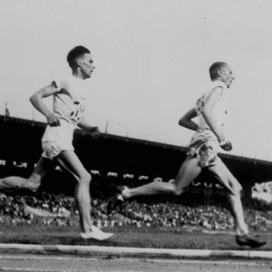 Edvin Wide, Ville Ritola och Paavo Nurmi löper 5000 meter i OS i Paris 1924.