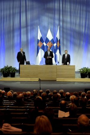 Avslutningsceremonierna hölls på Finlandiahuset i Helsingfors. Riksdagen avslutar sin valperiod med högtidligt firande