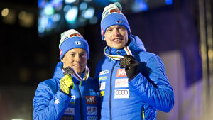 Sami Jauhojärvi och Iivo Niskanen ordnade ett brons i sprintstafett i Lahtis. Sami Jauhojärvi, Iivo Niskanen.
